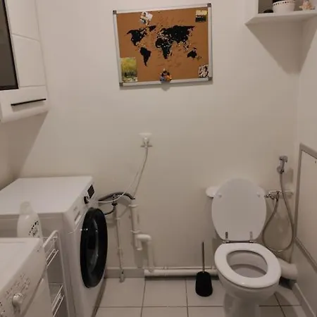 T3 Avec Terrasse Et Garage, Au Vert Et Proche De Tout Appartement *